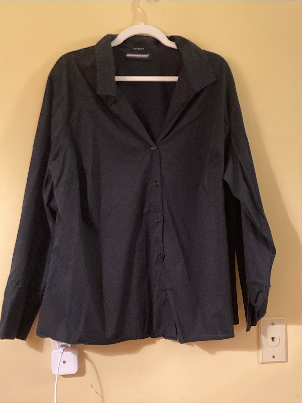 Elemental Stretch Black Button-Down Long Sleeve Shirt